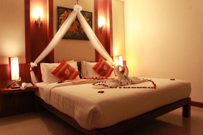Patong Hemingway's Hotel - Oda