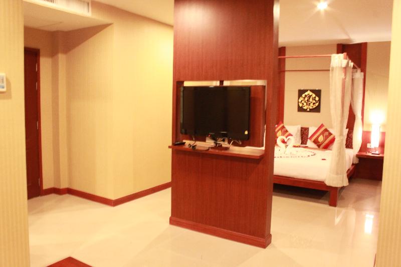 Patong Hemingway's Hotel - Oda
