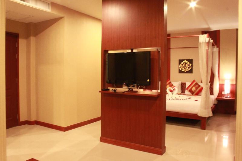 Patong Hemingway's Hotel - Oda