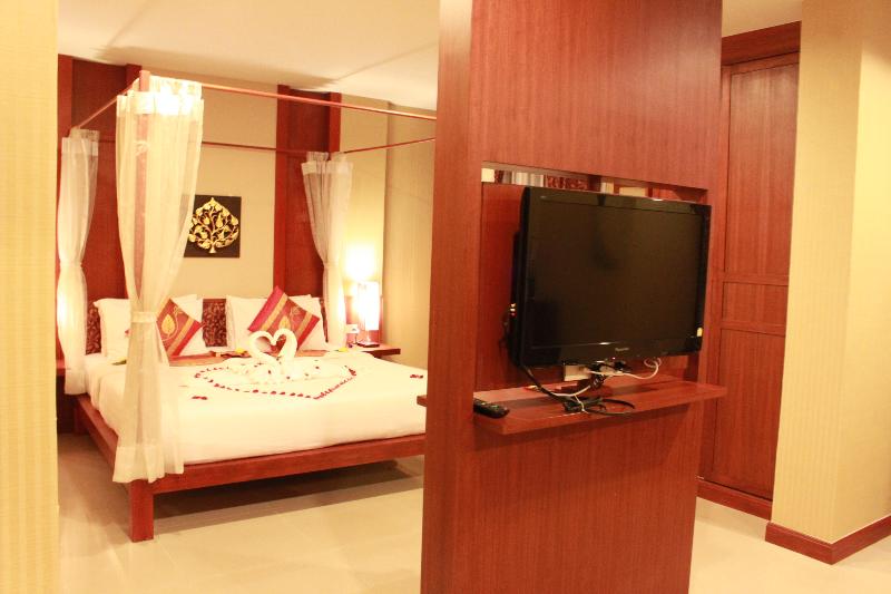 Patong Hemingway's Hotel - Oda