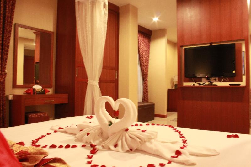 Patong Hemingway's Hotel - Oda