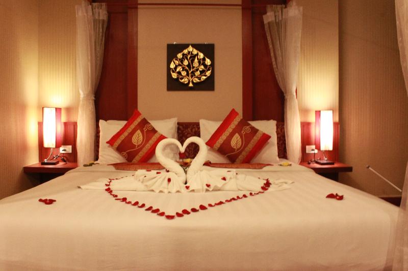 Patong Hemingway's Hotel - Oda
