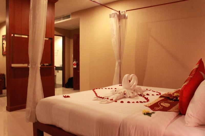 Patong Hemingway's Hotel - Oda