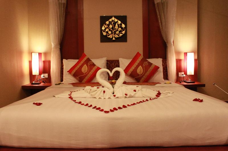 Patong Hemingway's Hotel - Oda