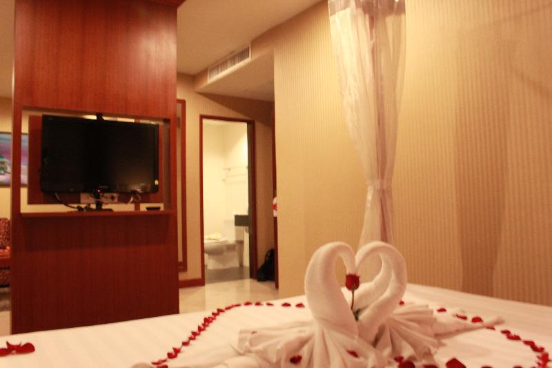 Patong Hemingway's Hotel - Oda