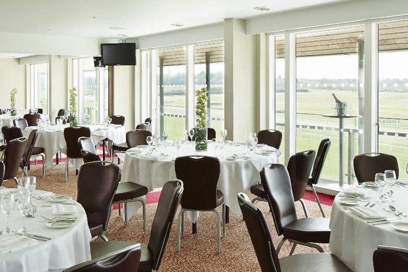 Lingfield Park Marriott Hotel & Country Club - Toplantı
