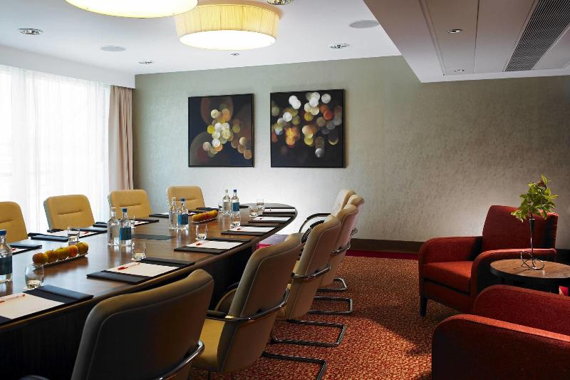 Lingfield Park Marriott Hotel & Country Club - Toplantı