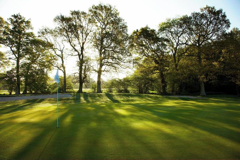 Lingfield Park Marriott Hotel & Country Club - Genel