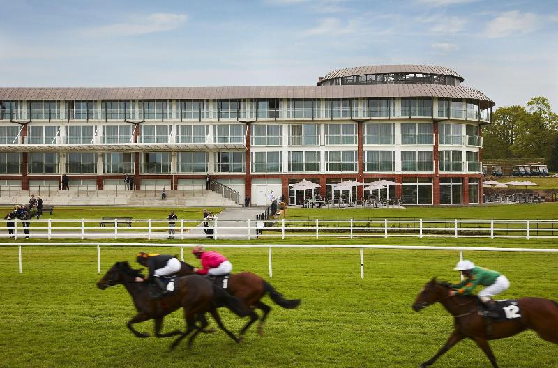 Lingfield Park Marriott Hotel & Country Club - Genel
