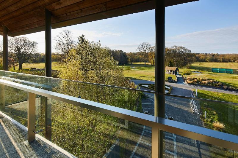 Lingfield Park Marriott Hotel & Country Club - Oda
