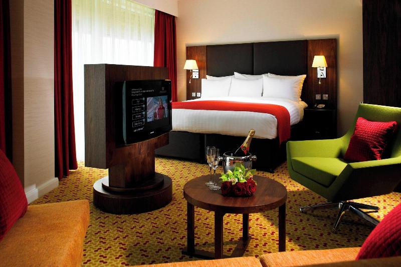 Lingfield Park Marriott Hotel & Country Club - Oda