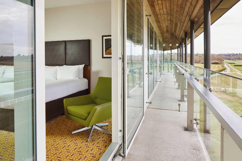 Lingfield Park Marriott Hotel & Country Club - Oda