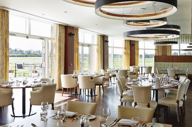 Lingfield Park Marriott Hotel & Country Club - Restoran