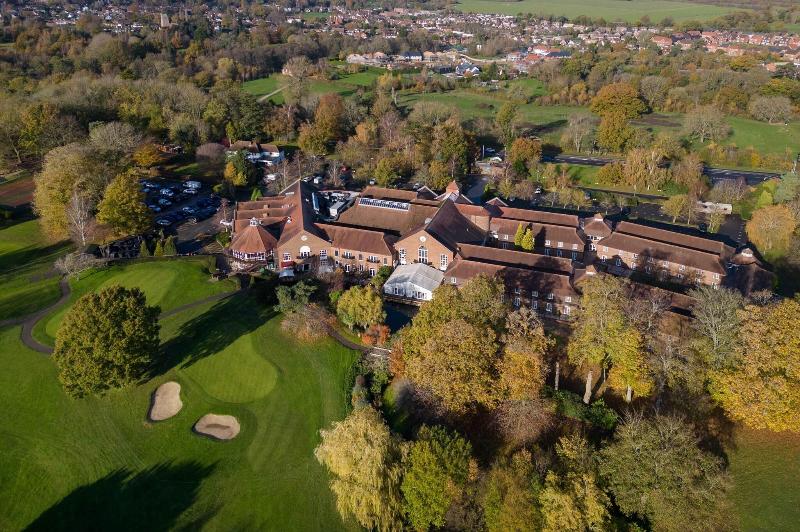 Delta Hotels by Marriott Tudor Park Country Club - Aktivite