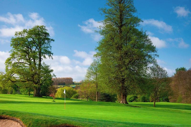 Delta Hotels by Marriott Tudor Park Country Club - Aktivite