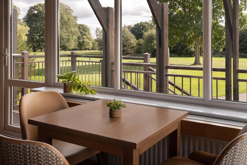 Delta Hotels by Marriott Tudor Park Country Club - Restoran