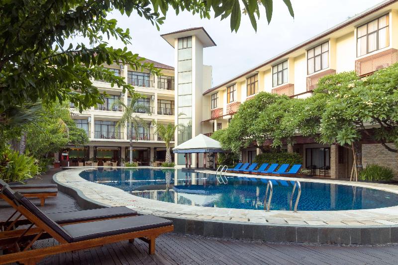 Best Western Resort Kuta - Havuz