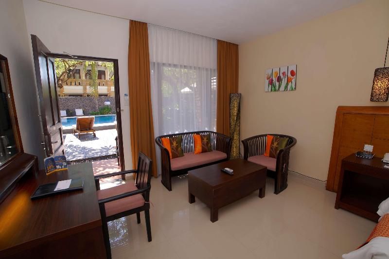 Best Western Resort Kuta - Havuz