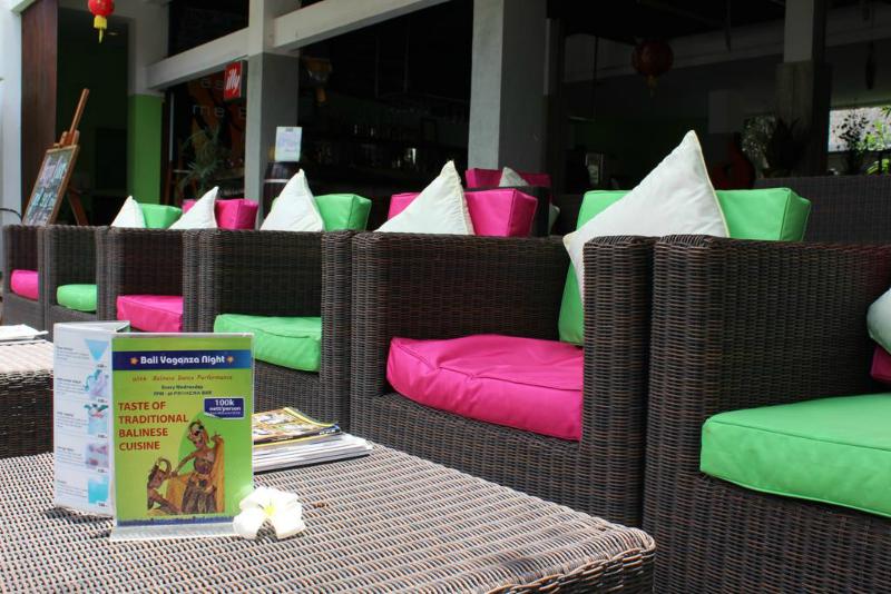 Primera Hotel Seminyak - Teras