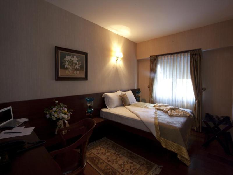 Burckin Suites Hotel - Oda
