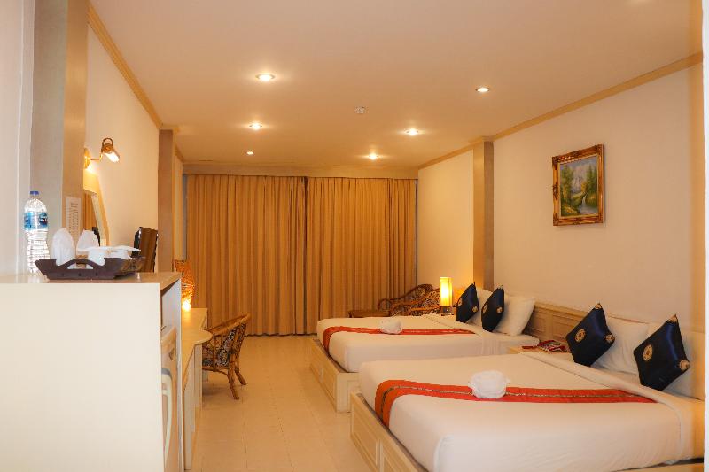 Andaman Seaside Resort Phuket - Oda
