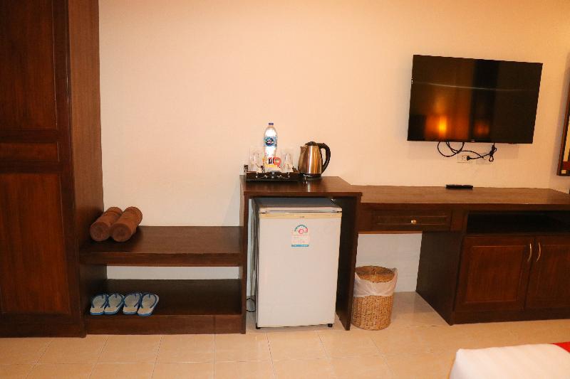 Andaman Seaside Resort Phuket - Oda