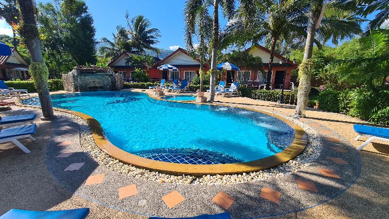 Andaman Seaside Resort Phuket - Havuz
