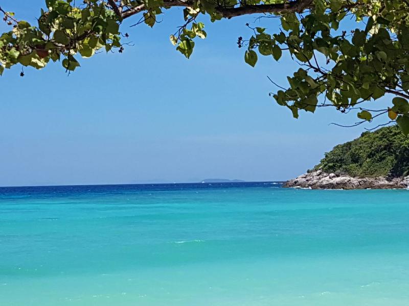 Racha Island Resort - Plaj