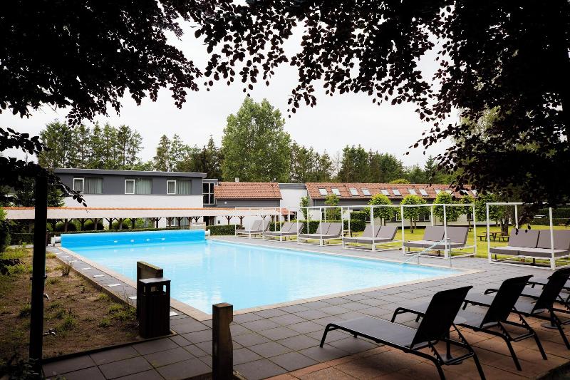 Hotel Veluwe De Beyaerd - Havuz