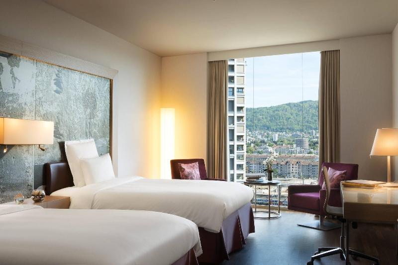 Renaissance Zurich Tower - Oda