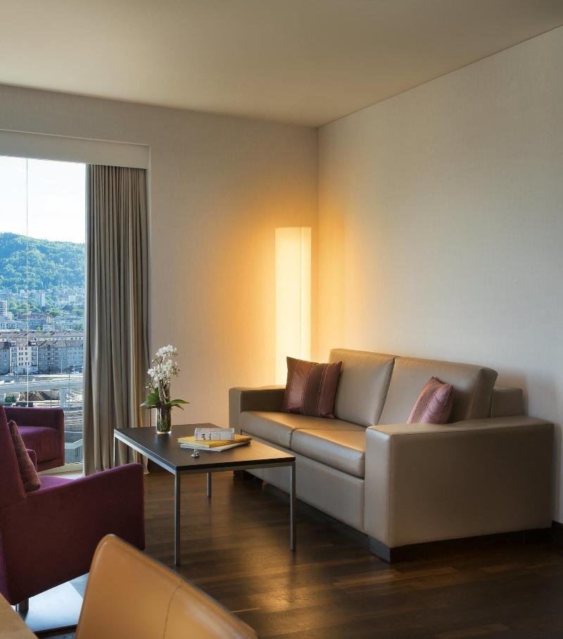 Renaissance Zurich Tower - Oda