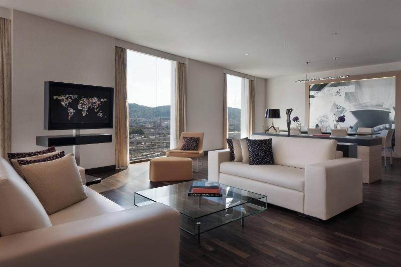 Renaissance Zurich Tower - Oda