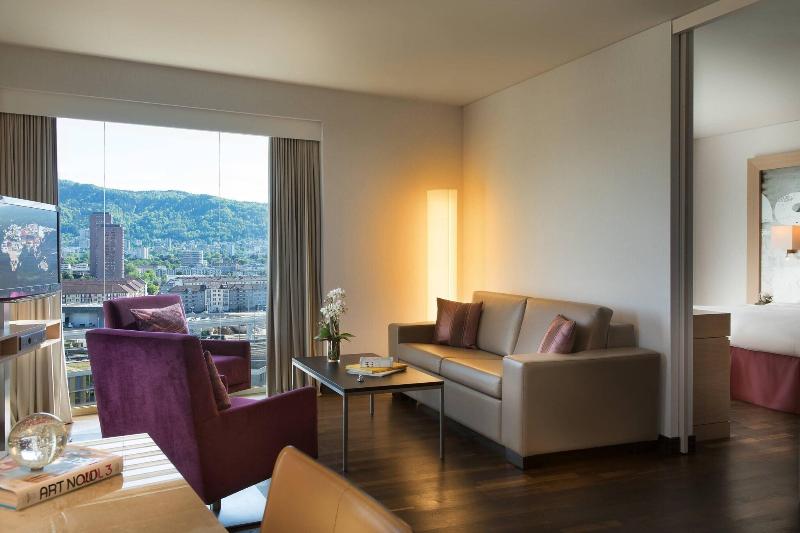 Renaissance Zurich Tower - Oda