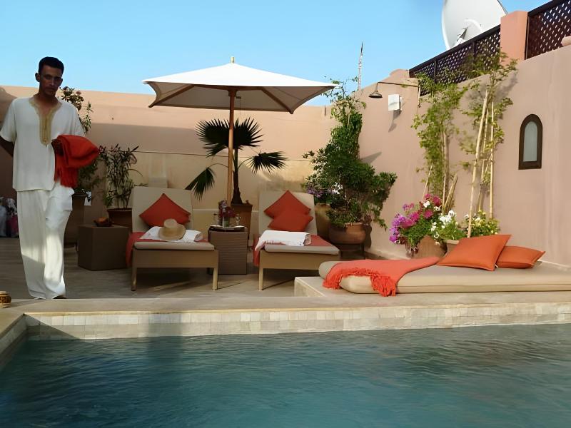 Riad Viva - Havuz