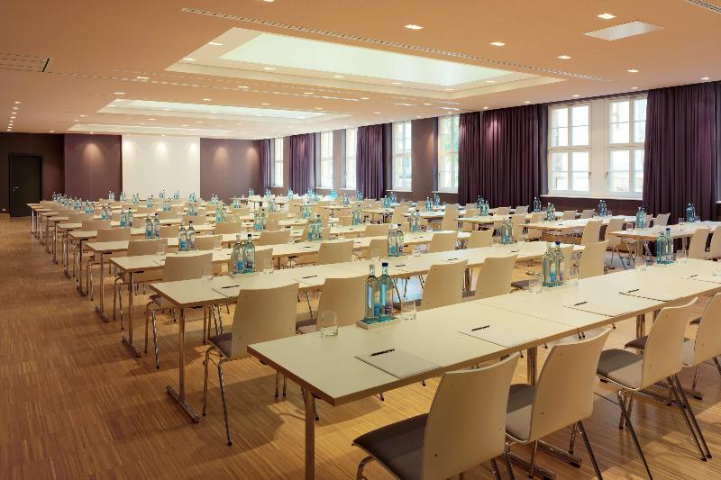 Hyperion Hotel Dresden Am Schloss - Toplantı