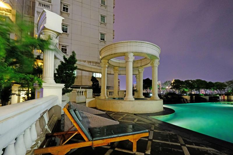 The Bellezza Suites - Havuz