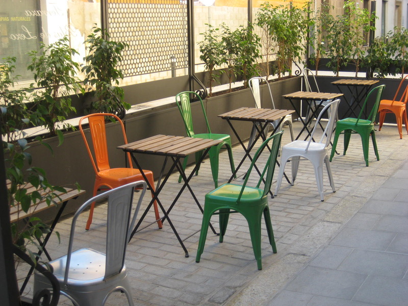 Larga 70 - Bar