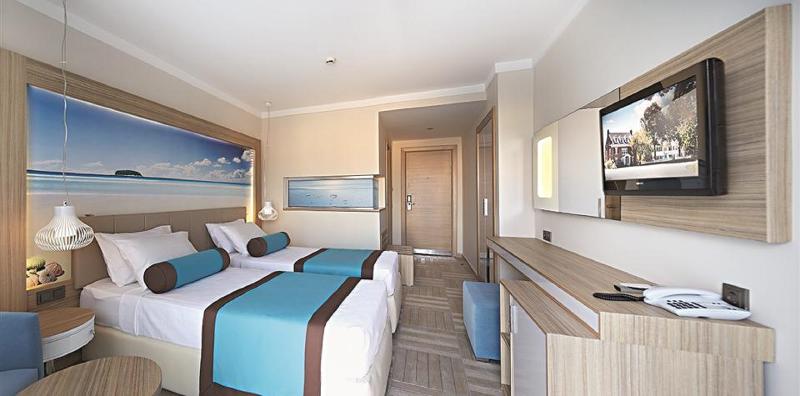Blue Bay Platinum Hotel - Oda