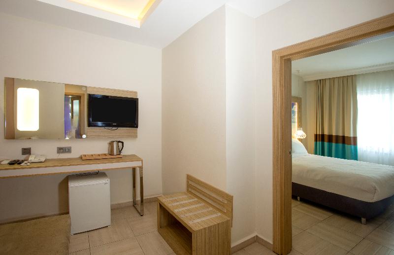Blue Bay Platinum Hotel - Oda