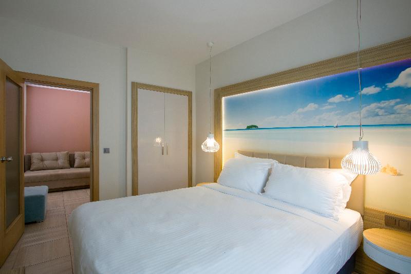 Blue Bay Platinum Hotel - Oda