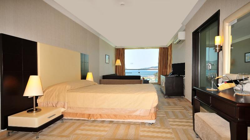 Blue Bay Platinum Hotel - Oda