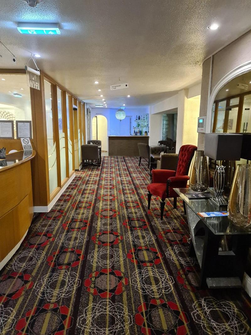 Barons Court Hotel - Lobi