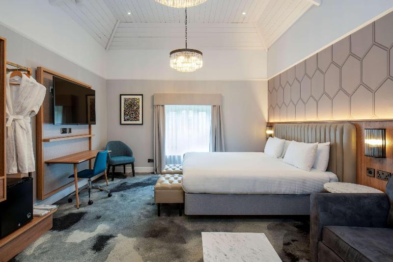 London Chigwell Prince Regent BW Signature - Oda