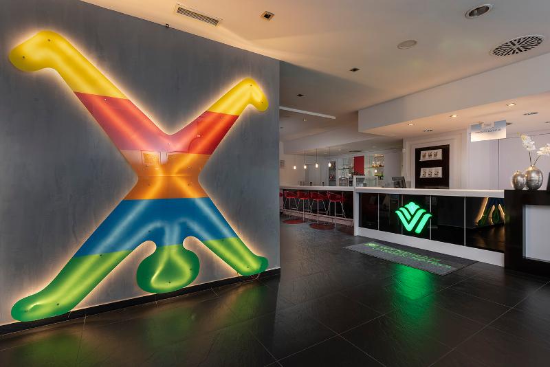 Wyndham Garden Hotel Duesseldorf City Koenigsallee - Lobi