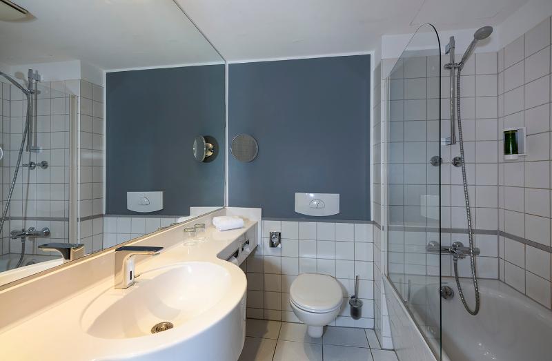 Wyndham Garden Hotel Duesseldorf City Koenigsallee - Oda