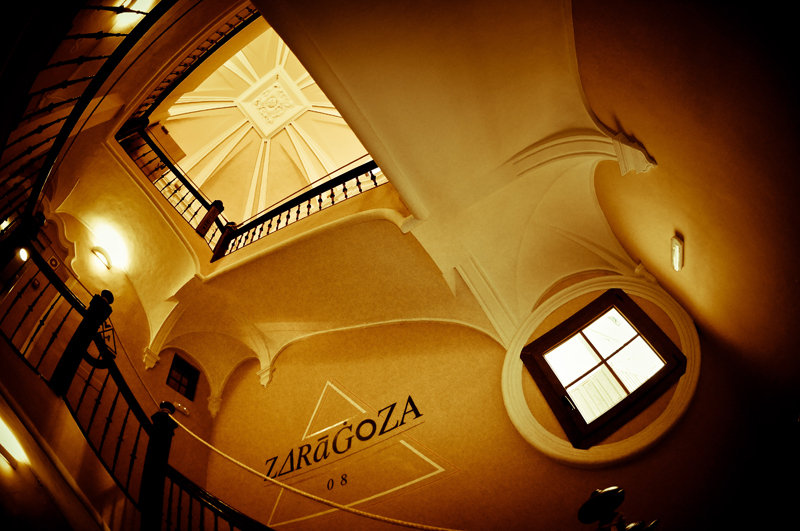 Be Zaragoza Hostel - Genel
