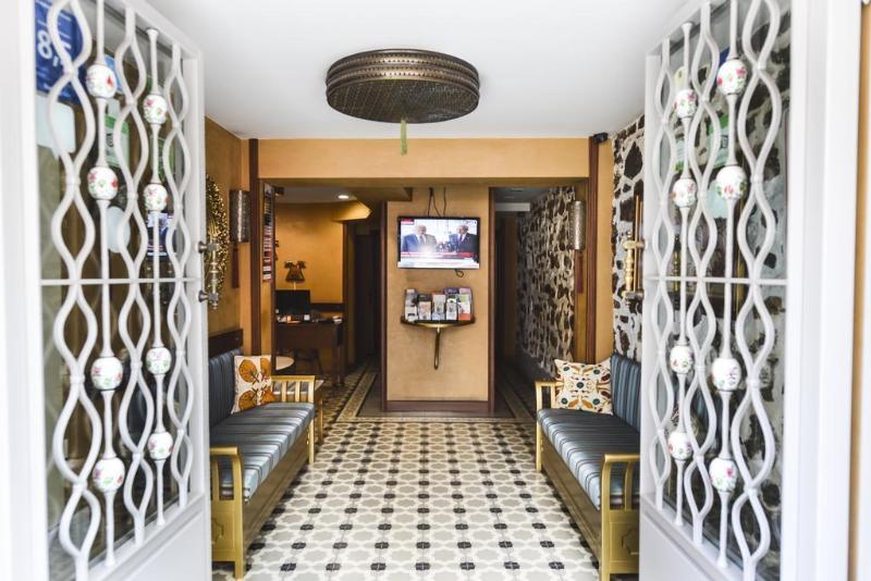 Merial Hotel - Lobi