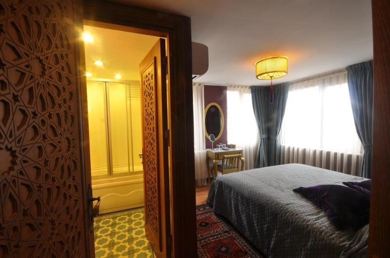 Merial Hotel - Genel