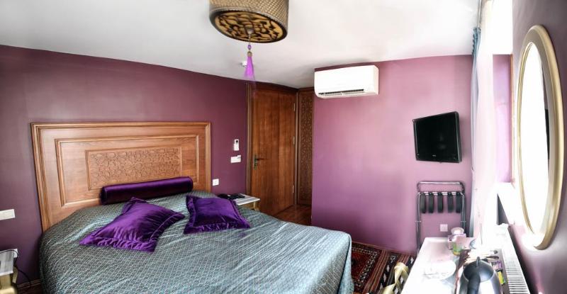 Merial Hotel - Genel