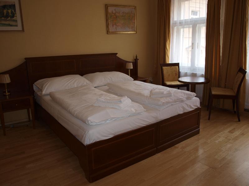 King George Hotel - Oda